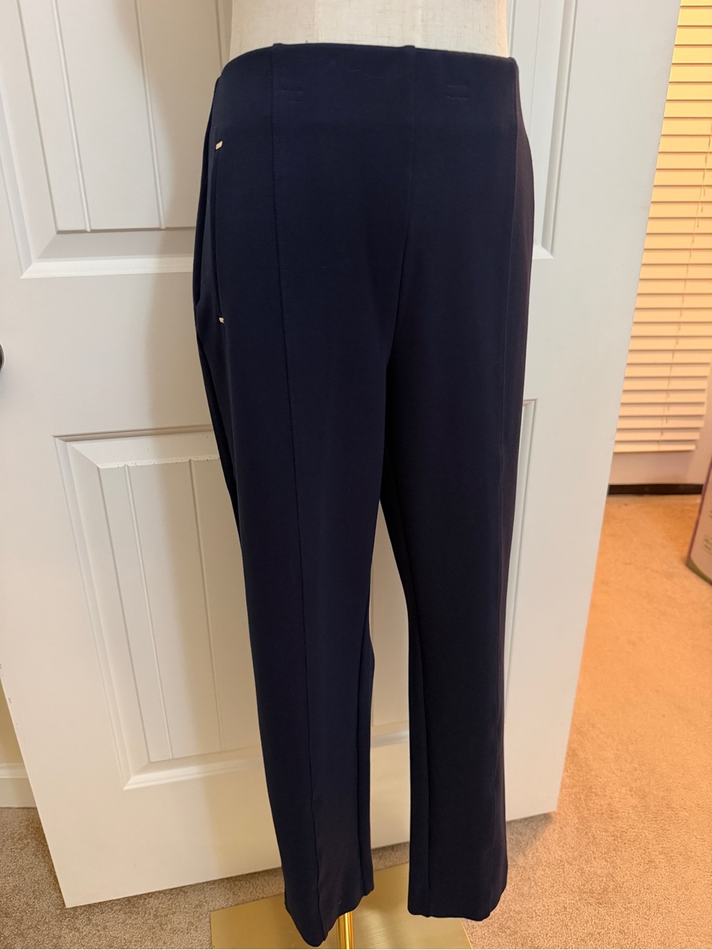 Chico's Dark Navy Blue Pull-On Juliet Ponte Pants Sz 1.5 (10)